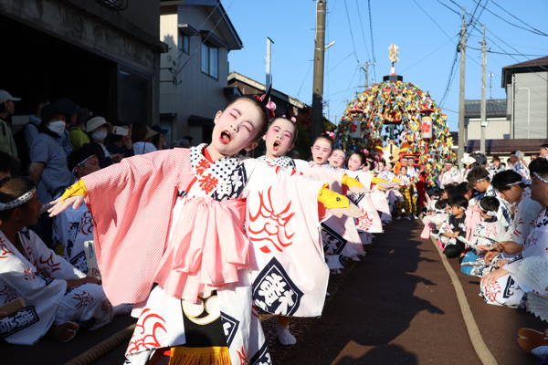 横町万灯保存会
