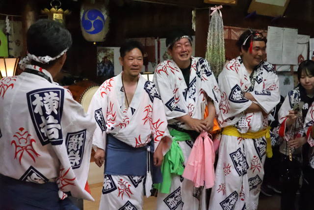 戸隠神社春季例大祭の万灯