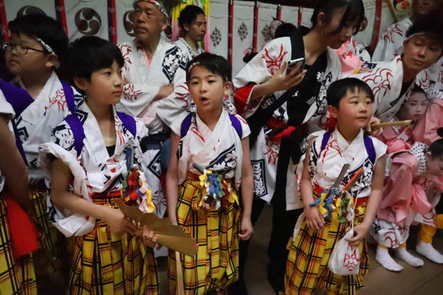 戸隠神社春季例大祭の万灯