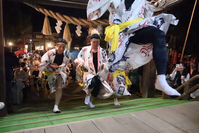 戸隠神社春季例大祭の万灯