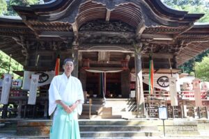 加茂・青海神社の春季例大祭が開幕 創建1300年の節目に御神幸行列は約350人、加茂中生40人も参加して盛大に