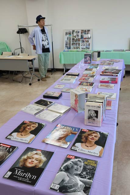 展示されている青木さんのコレクションの数々