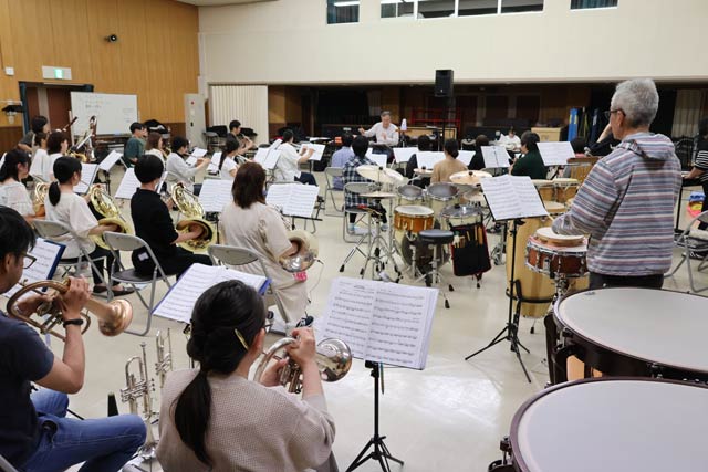 5月31日の三条市嵐南公民館での練習のようす