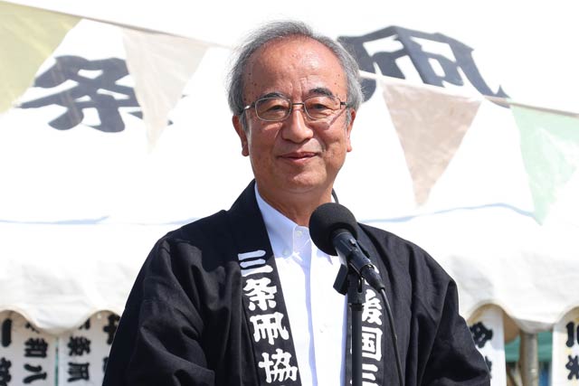 花角知事