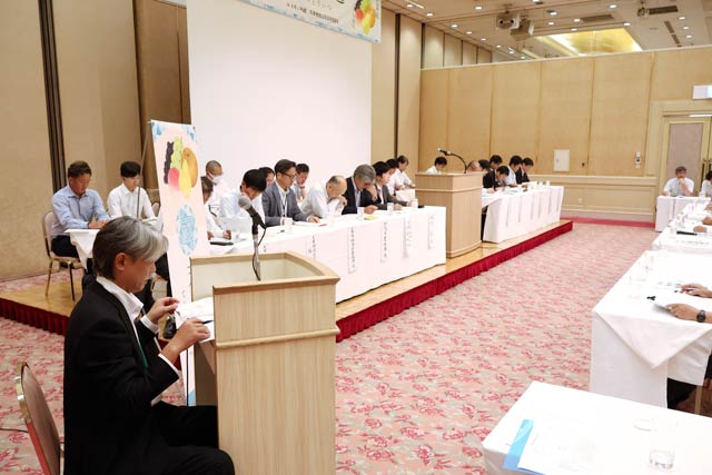 天果糖逸出荷販売協議会の出荷大会