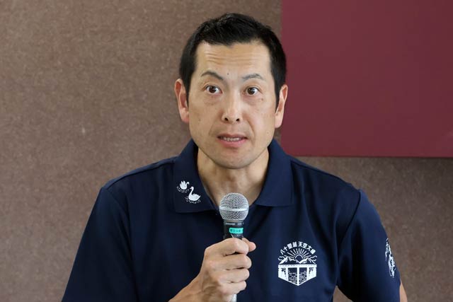 退任する梨本さん