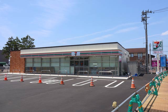 セブン-イレブン三条上須頃店
