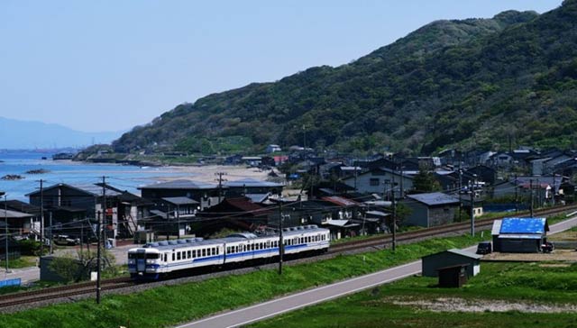 えちごトキめき鉄道
