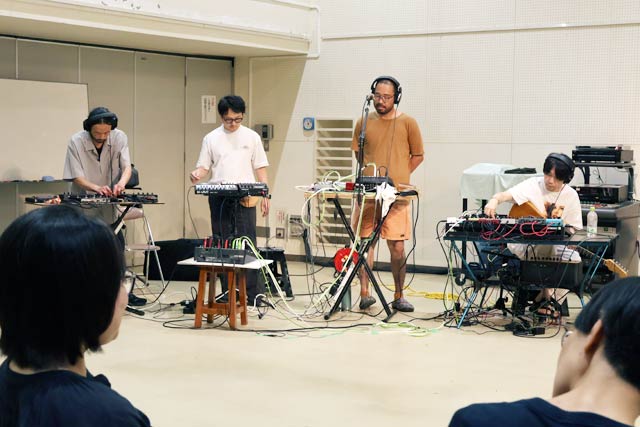 ライブパフォーマンス