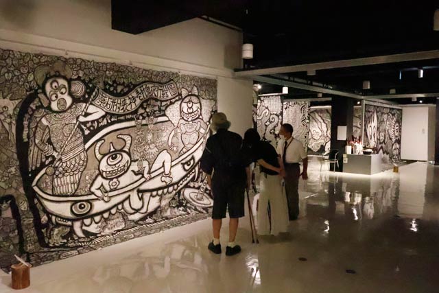 ギャラリーみつけで「開館10周年記念　上原木呂展　妖怪大行進　一万鬼夜行」