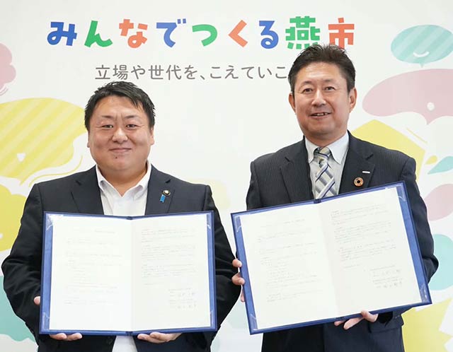 佐野市長とバイタルネット新潟第二支店の鈴木支店長