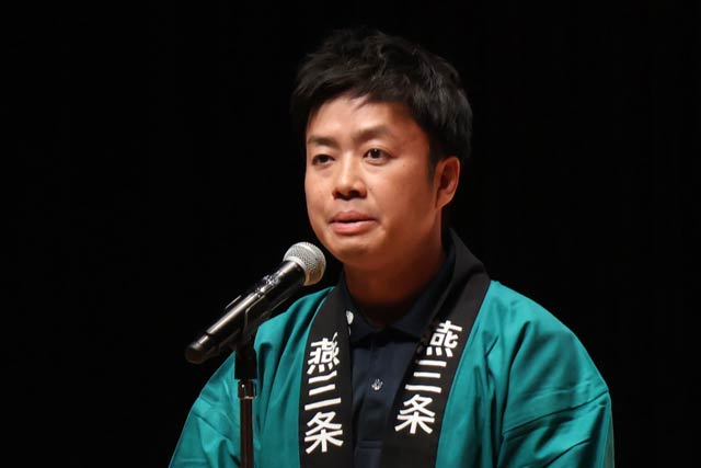 滝沢亮三条市長