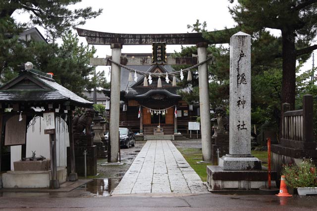 秋季例大祭で夜店が出なくなった戸隠神社