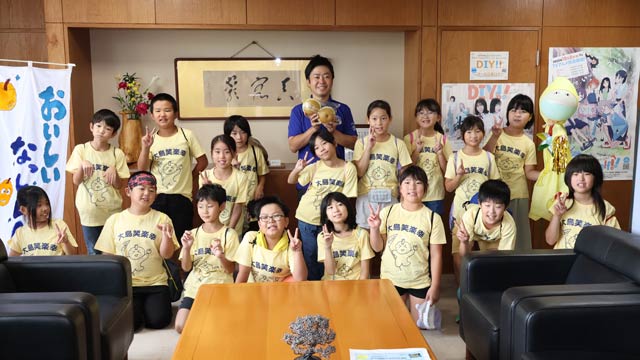 滝沢市長と記念写真