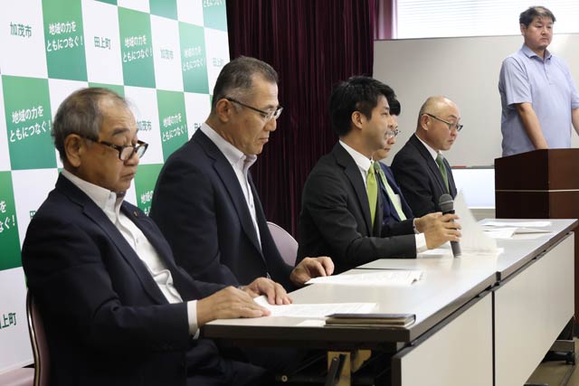 森氏の県議選出馬記者会見