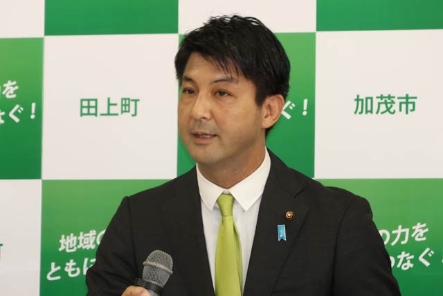 出馬の意向を表明する森氏