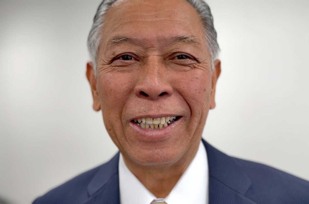 トップ当選の有波氏