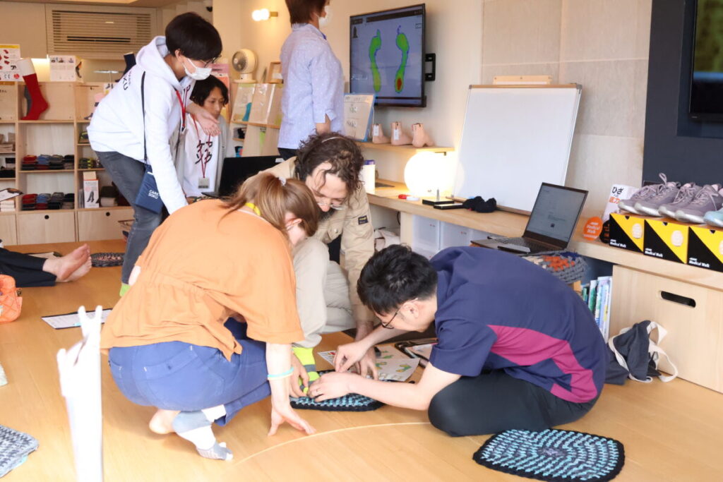 無料の足底圧計測会