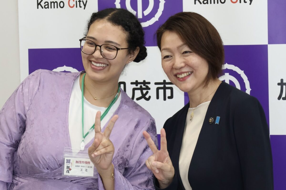 パリ出身の「エミさん」が加茂市の協力隊に　5カ国語とSNSで七谷の魅力を世界へ